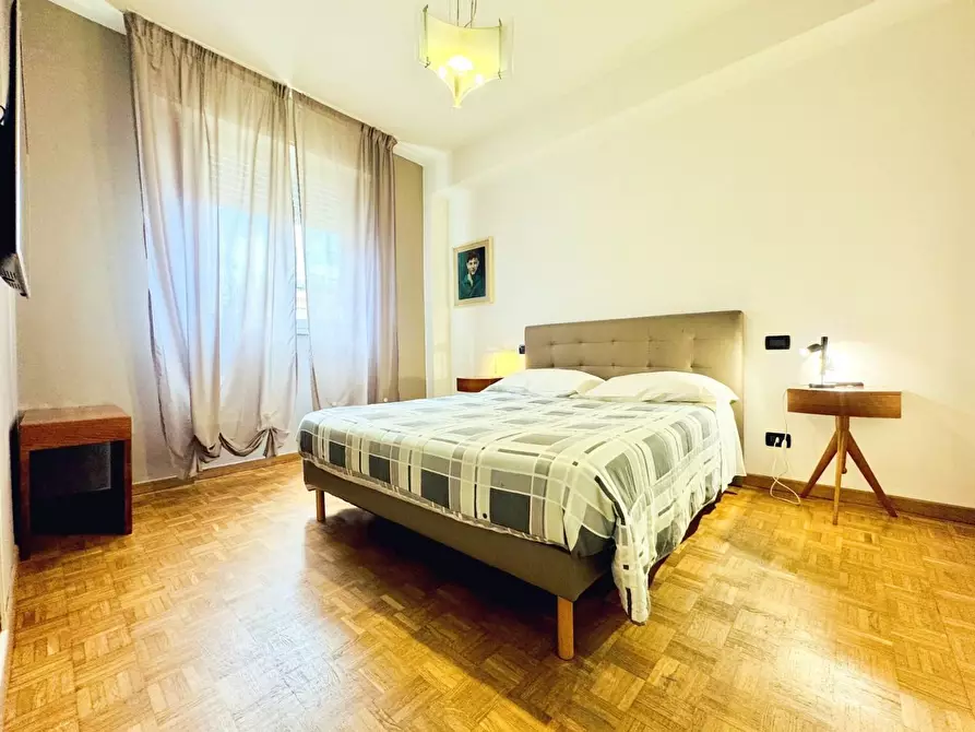 Immagine 37 di Appartamento in affitto  a Viareggio