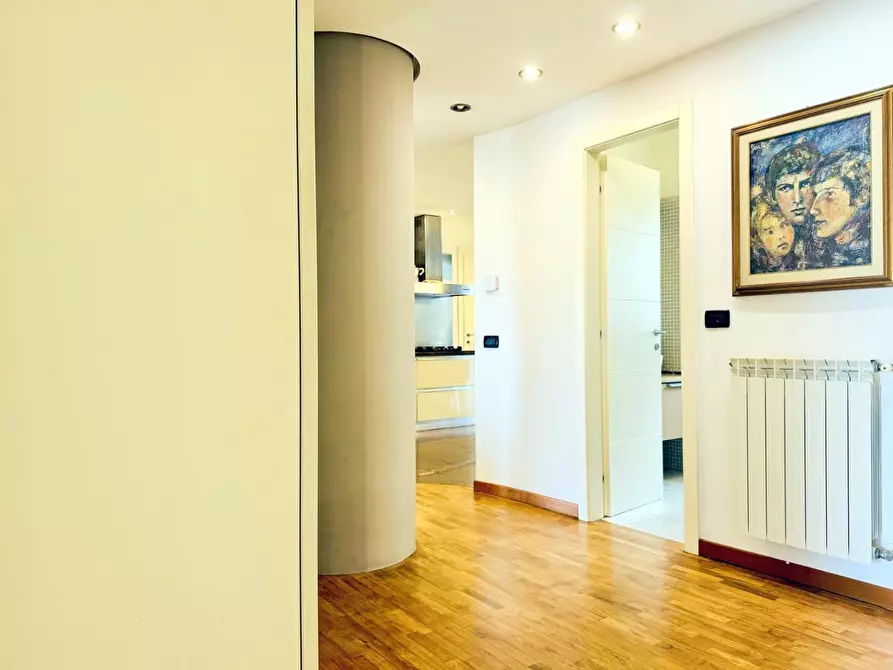 Immagine 51 di Appartamento in affitto  a Viareggio