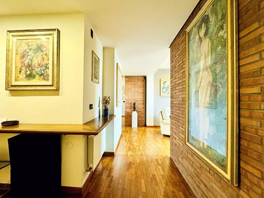 Immagine 4 di Appartamento in affitto  a Viareggio