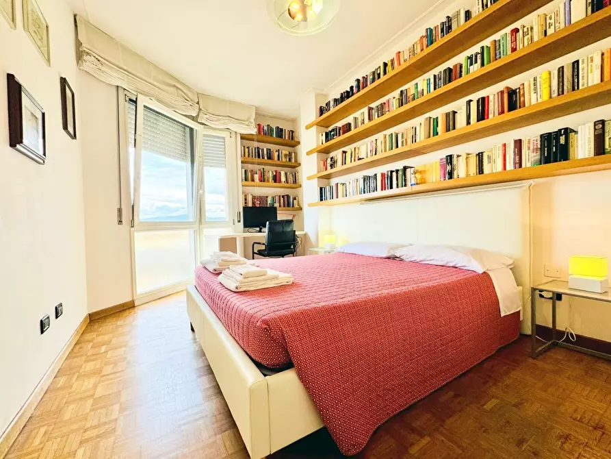 Immagine 43 di Appartamento in affitto  a Viareggio