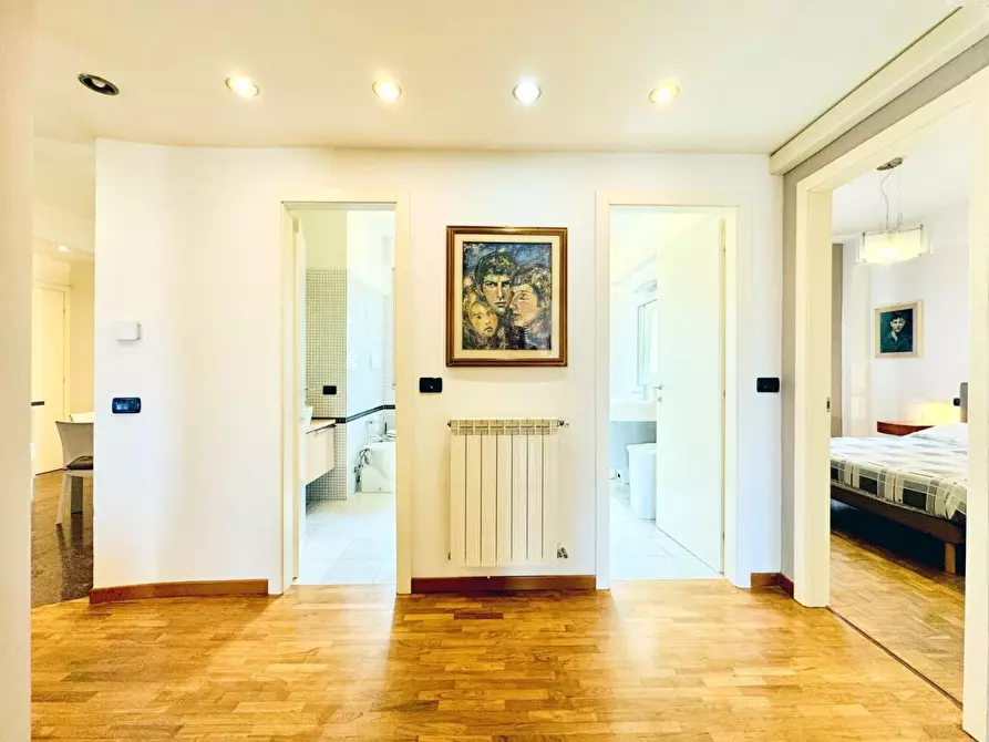 Immagine 23 di Appartamento in affitto  a Viareggio