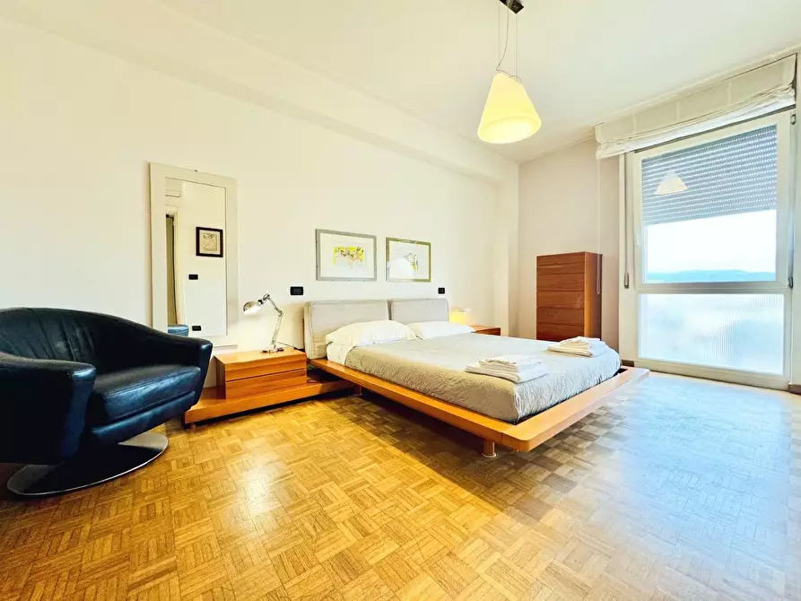 Immagine 48 di Appartamento in affitto  a Viareggio