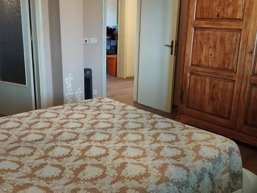 Immagine 14 di Villa in vendita  a Cascina