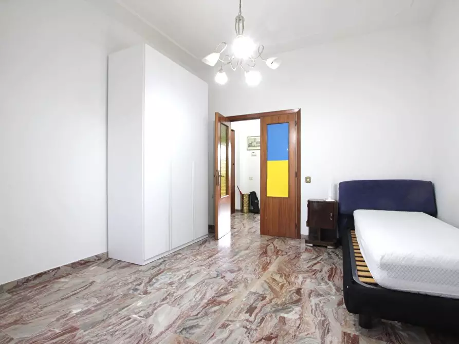 Immagine 9 di Appartamento in vendita  a Siena