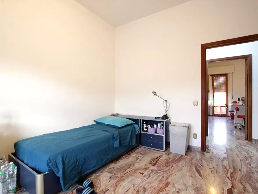 Immagine 14 di Appartamento in vendita  a Siena
