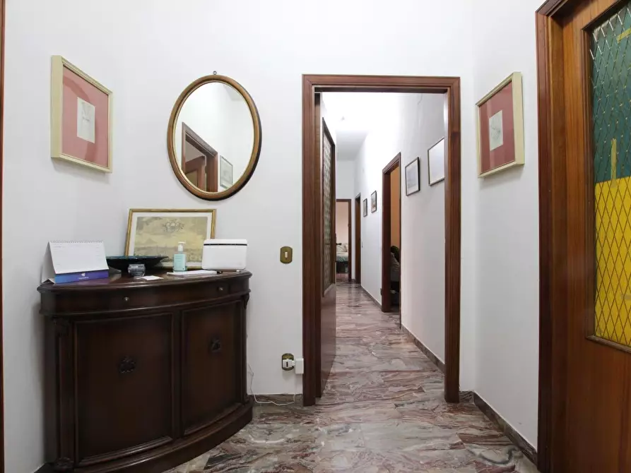 Immagine 27 di Appartamento in vendita  a Siena