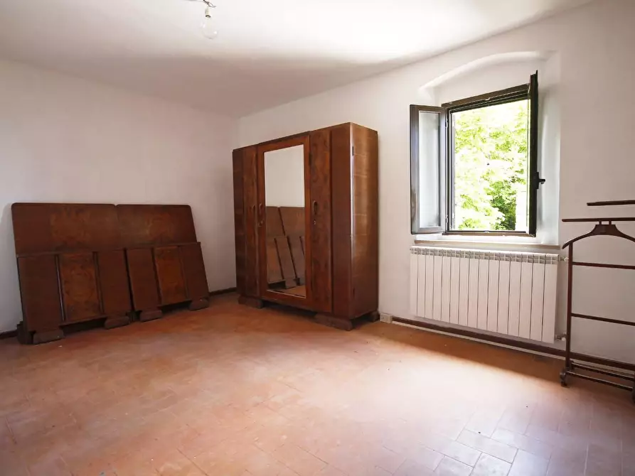 Immagine 18 di Casa colonica in vendita  a Larciano