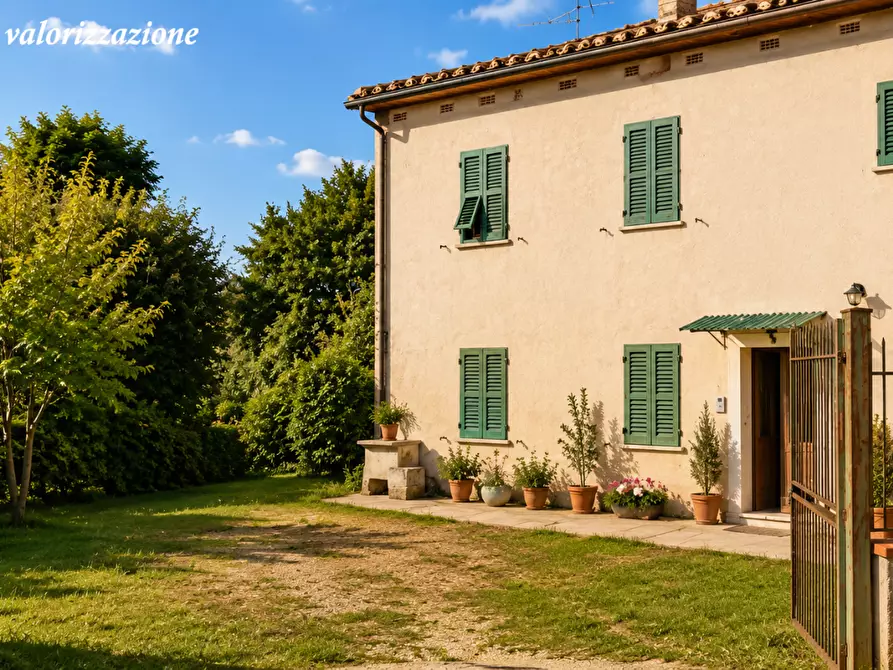 Immagine 5 di Porzione di casa in vendita  a Santa Maria A Monte