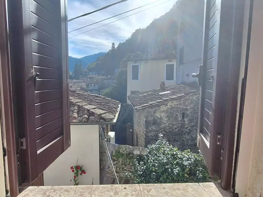 Immagine 5 di Appartamento in vendita  a Pescaglia