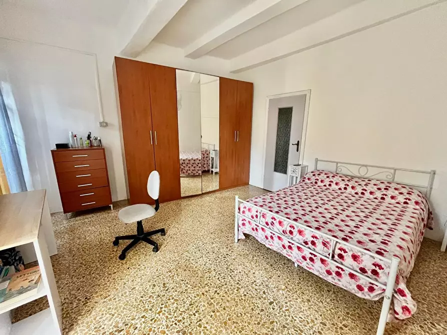 Immagine 18 di Terratetto in vendita  a Massa