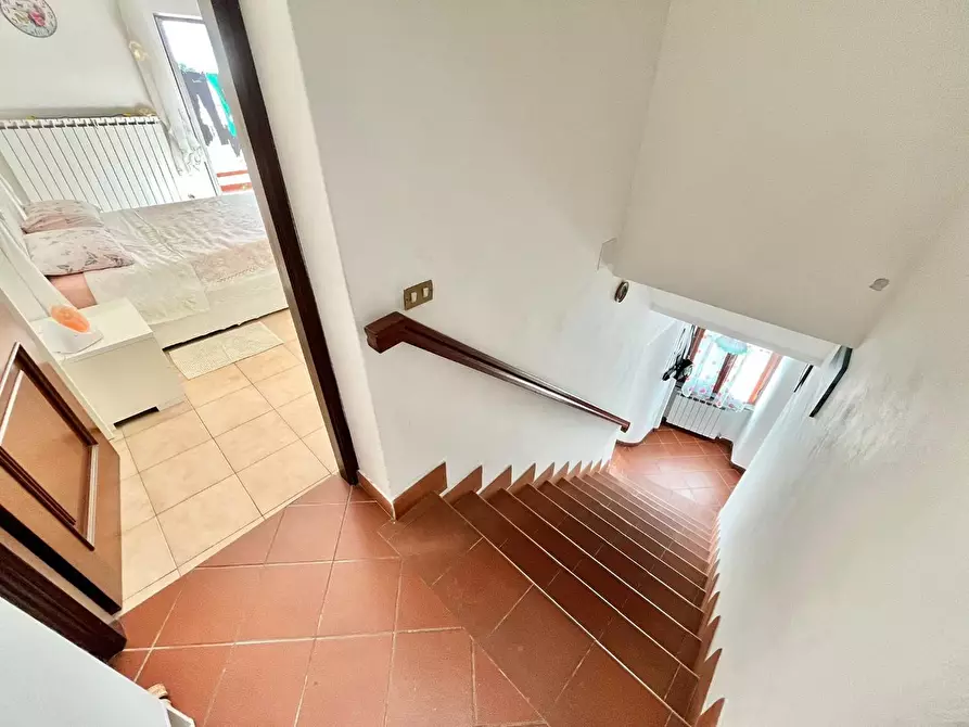 Immagine 7 di Terratetto in vendita  a Massa