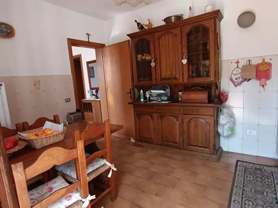 Immagine 20 di Casa bifamiliare in vendita  a Massa