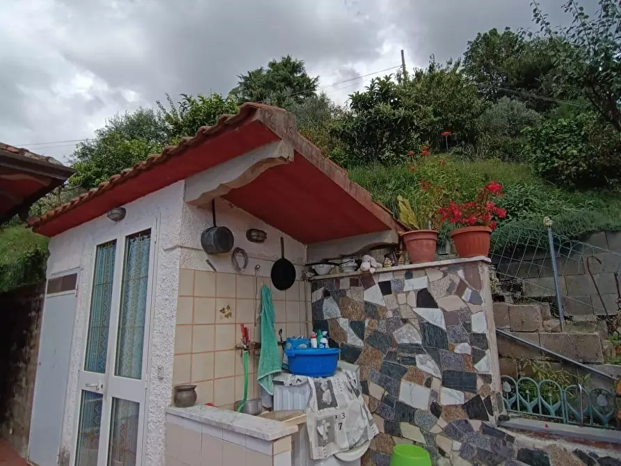 Immagine 17 di Casa bifamiliare in vendita  a Massa