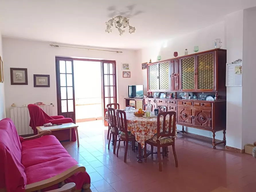 Immagine 12 di Casa bifamiliare in vendita  a Massa