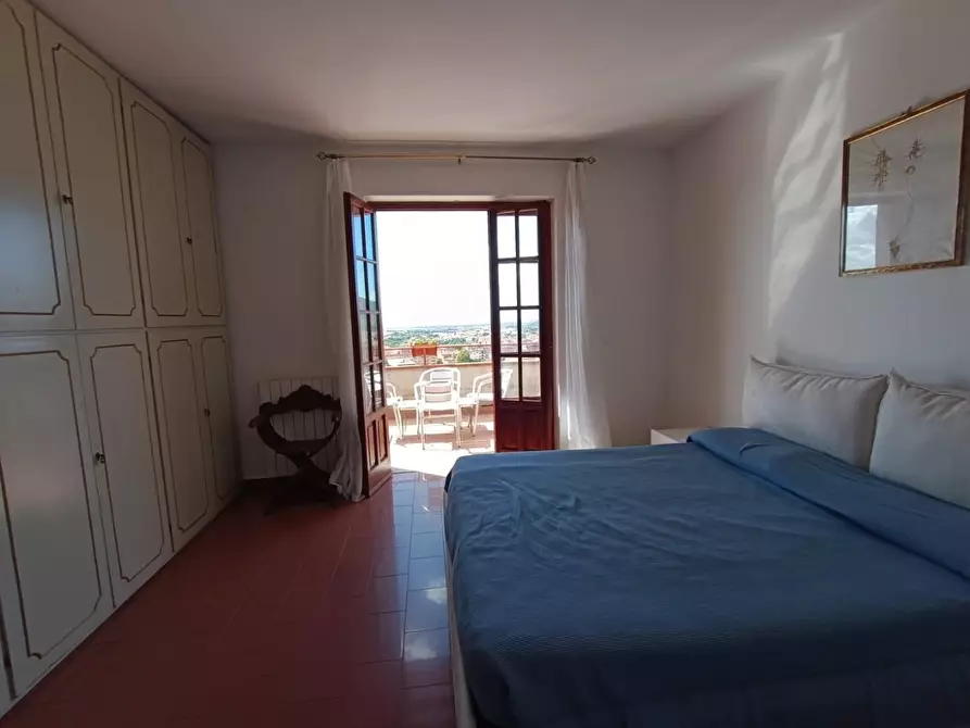 Immagine 24 di Casa bifamiliare in vendita  a Massa