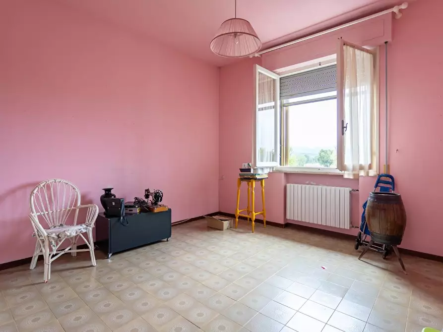 Immagine 18 di Appartamento in vendita  a Empoli