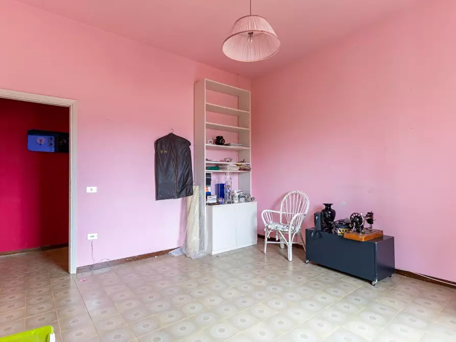 Immagine 19 di Appartamento in vendita  a Empoli