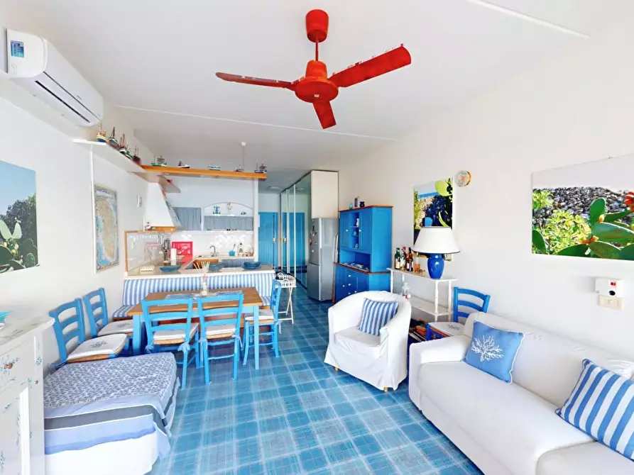 Immagine 20 di Appartamento in vendita  a Castro