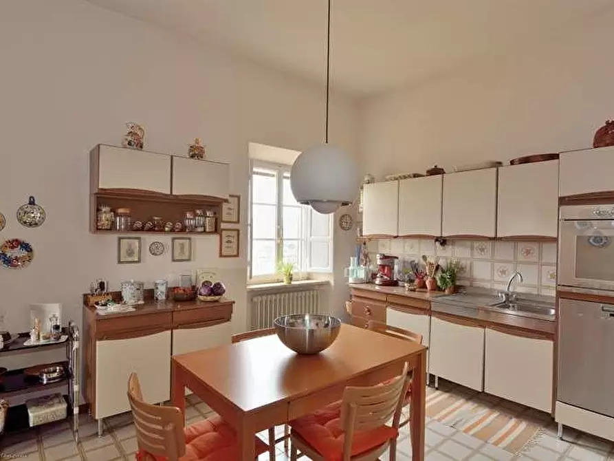 Immagine 37 di Terratetto in vendita  a Campiglia Marittima