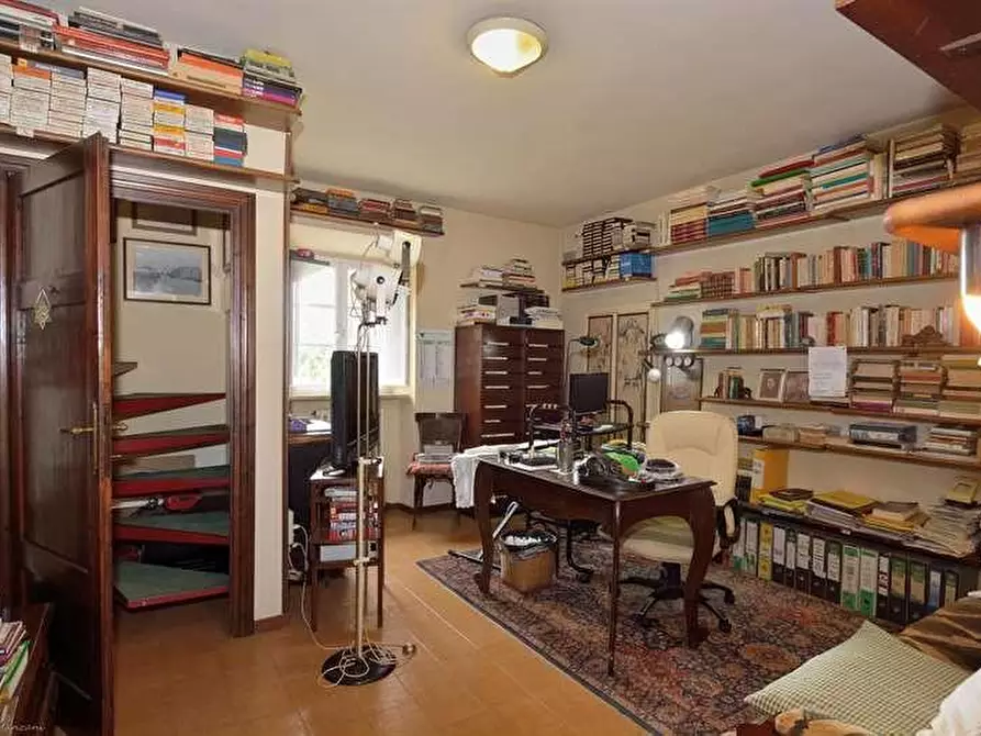 Immagine 22 di Terratetto in vendita  a Campiglia Marittima