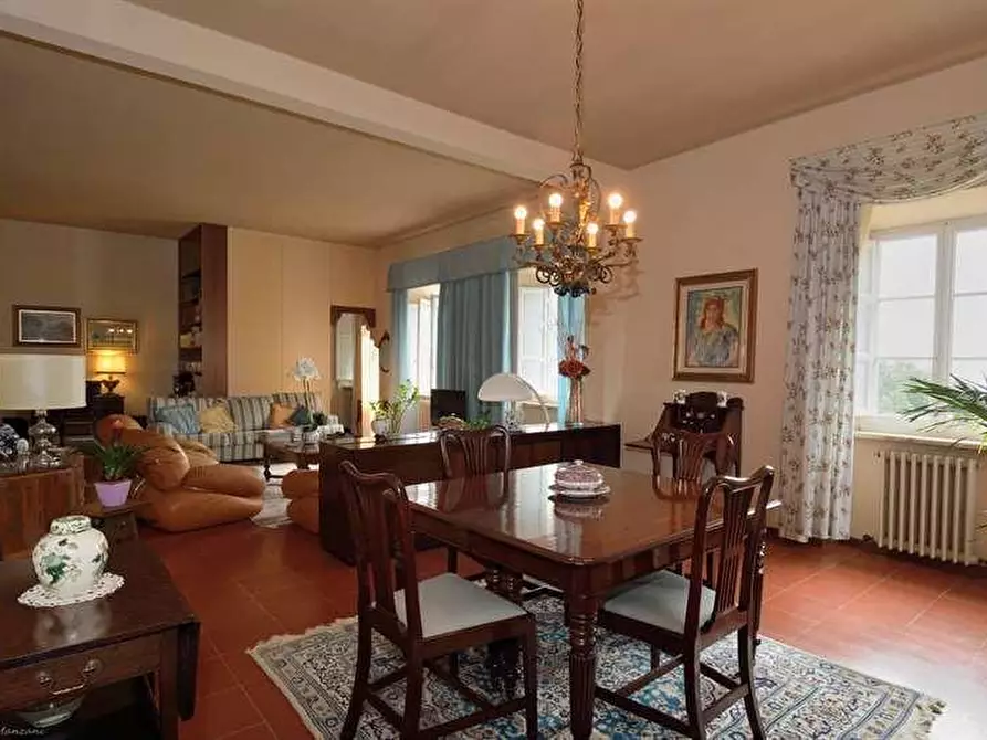 Immagine 32 di Terratetto in vendita  a Campiglia Marittima