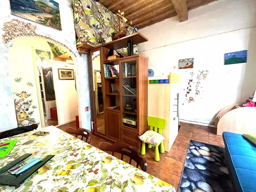 Immagine 3 di Appartamento in vendita  a Livorno