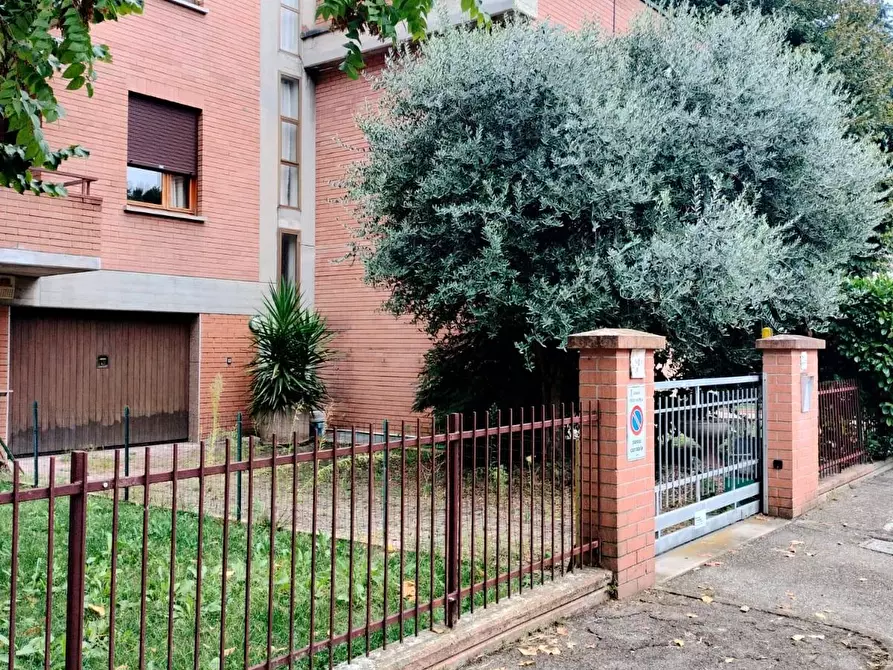 Immagine 29 di Appartamento in vendita  a Reggio Nell'emilia