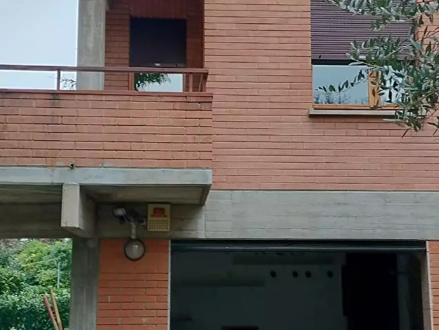 Immagine 18 di Appartamento in vendita  a Reggio Nell'emilia