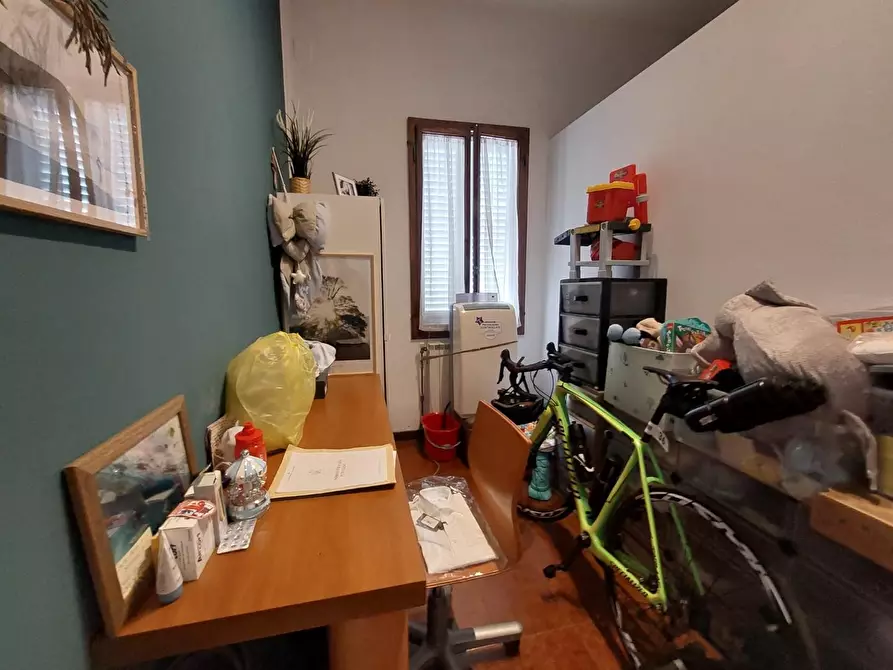 Immagine 12 di Appartamento in vendita  a Santa Croce Sull'arno