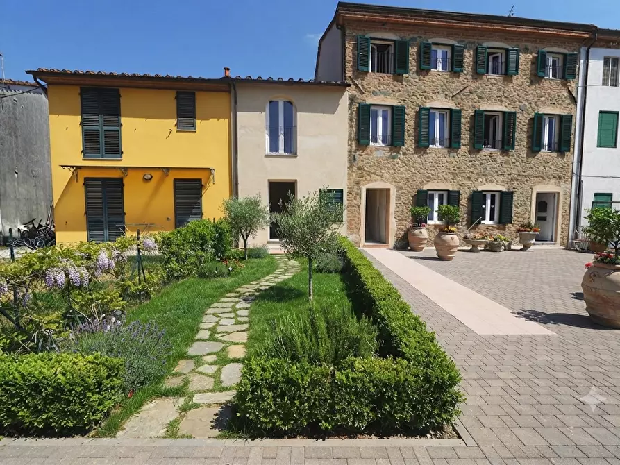 Immagine 1 di Appartamento in vendita  a Capannori