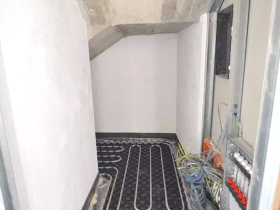 Immagine 15 di Appartamento in vendita  a Capannori