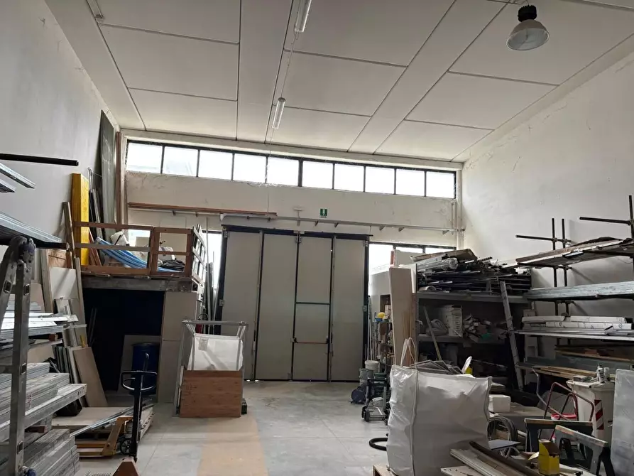 Immagine 1 di Attività artigianale in vendita  a Montelupo Fiorentino