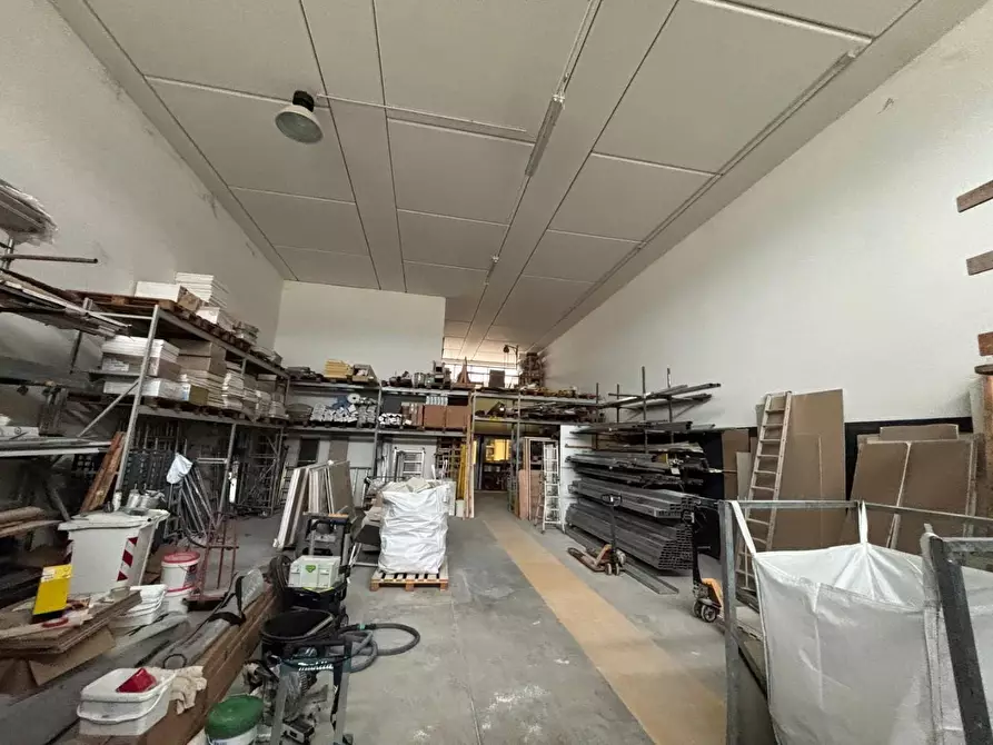 Immagine 3 di Attività artigianale in vendita  a Montelupo Fiorentino