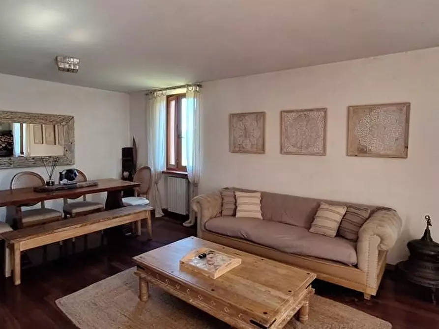 Immagine 23 di Casa colonica in vendita  a Pescaglia