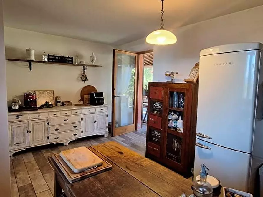 Immagine 17 di Casa colonica in vendita  a Pescaglia