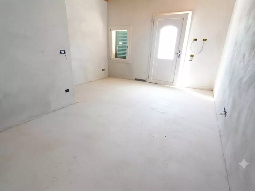 Immagine 8 di Terratetto in vendita  a Capannori