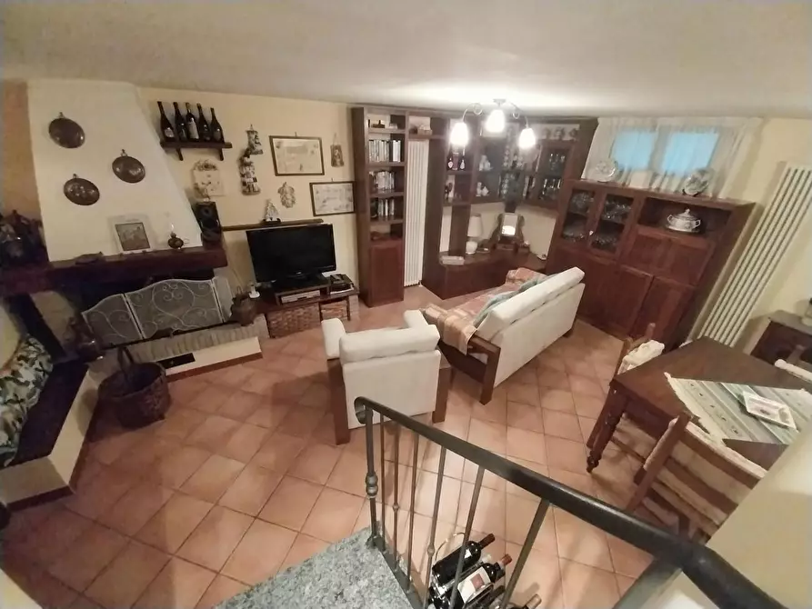 Immagine 41 di Villa in vendita  a Calci