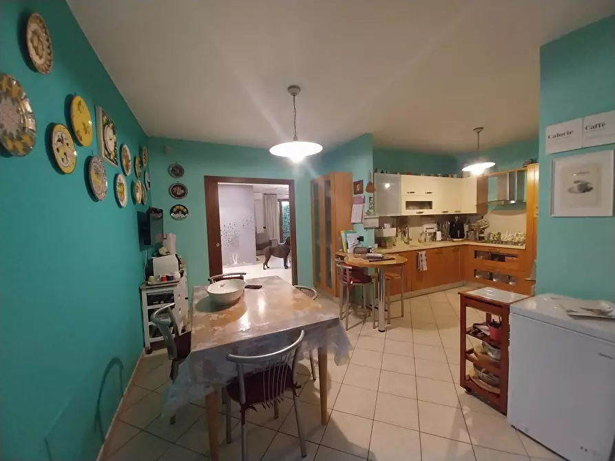 Immagine 13 di Villa in vendita  a Calci