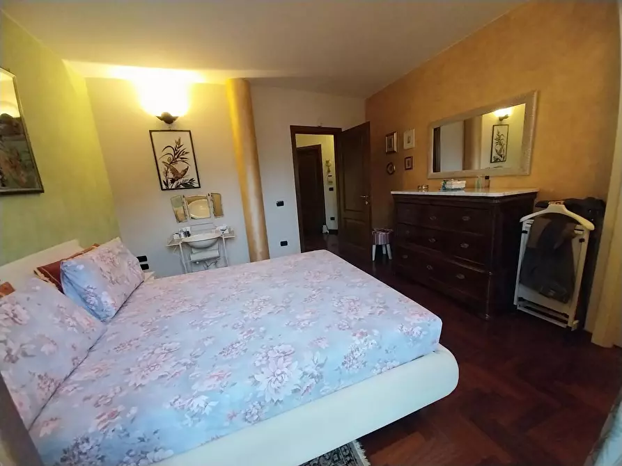 Immagine 28 di Villa in vendita  a Calci