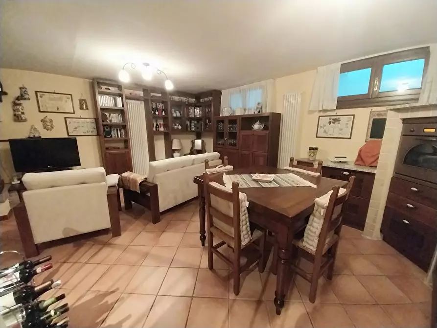 Immagine 36 di Villa in vendita  a Calci