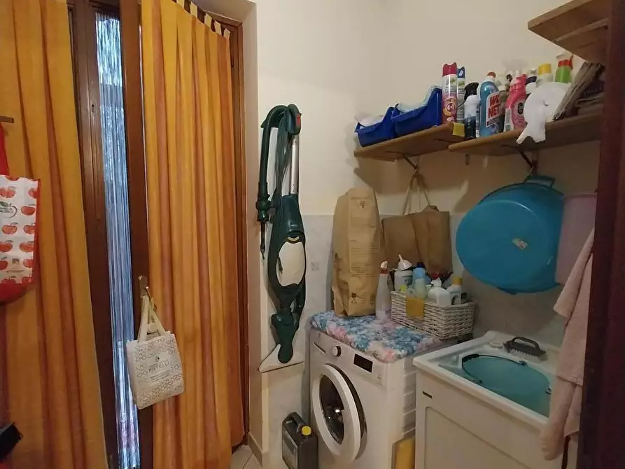 Immagine 19 di Villa in vendita  a Calci