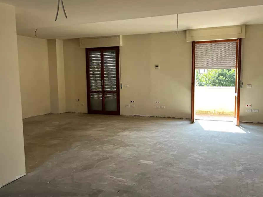 Immagine 5 di Ufficio in vendita  a Pontedera