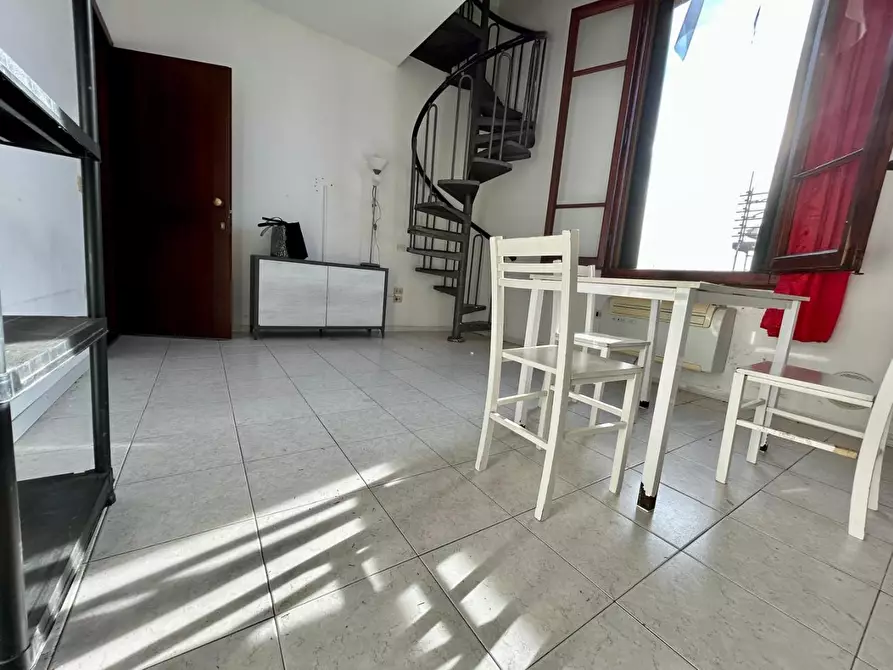 Immagine 5 di Appartamento in vendita  a Empoli