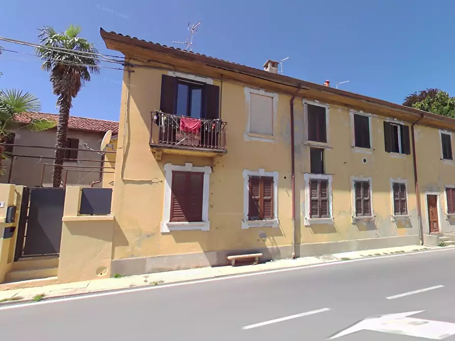 Immagine 1 di Appartamento in vendita  a Besana In Brianza