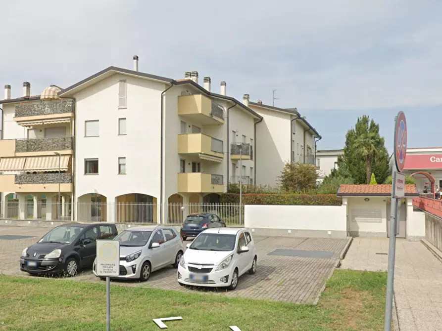 Immagine 3 di Appartamento in vendita  a Meda