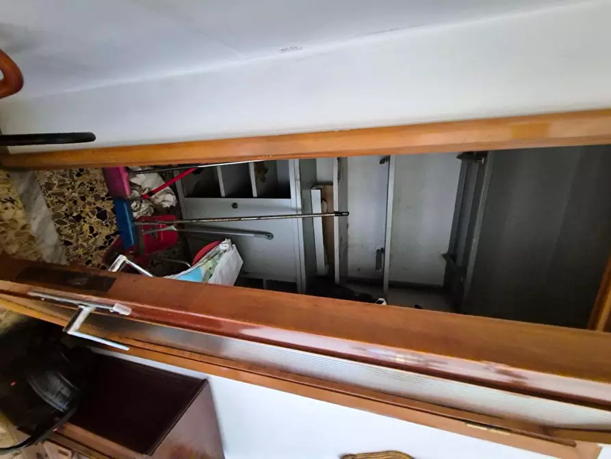 Immagine 18 di Appartamento in vendita  a Siena