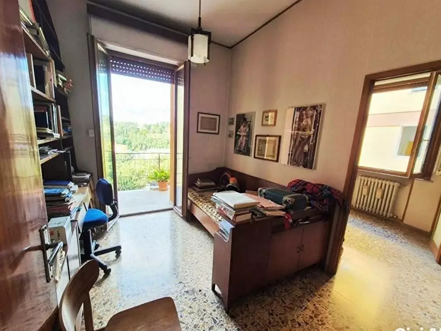 Immagine 23 di Appartamento in vendita  a Siena