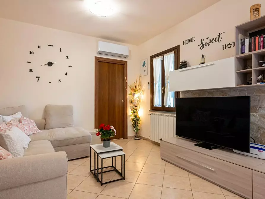 Immagine 4 di Terratetto in vendita  a Cascina