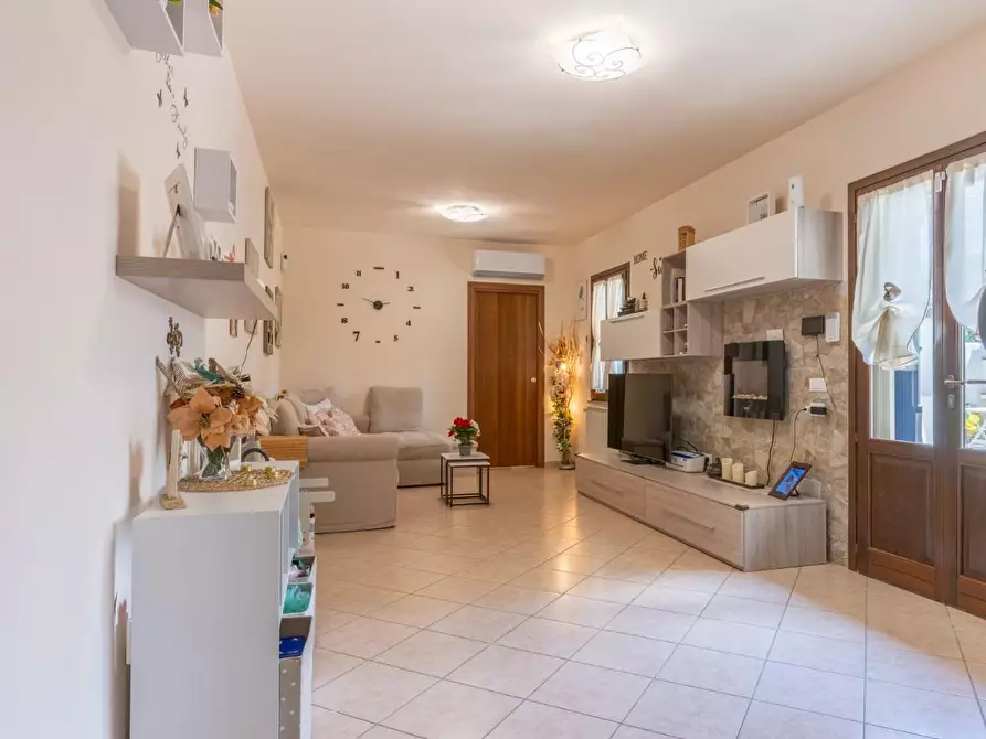 Immagine 6 di Terratetto in vendita  a Cascina