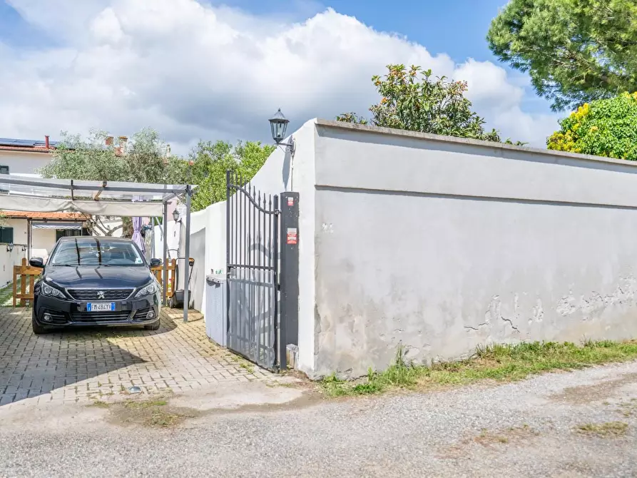 Immagine 41 di Terratetto in vendita  a Cascina